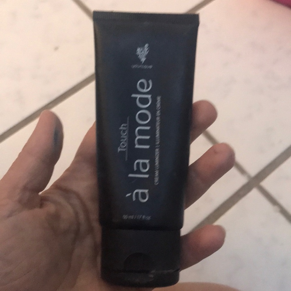 Younique Luminizer